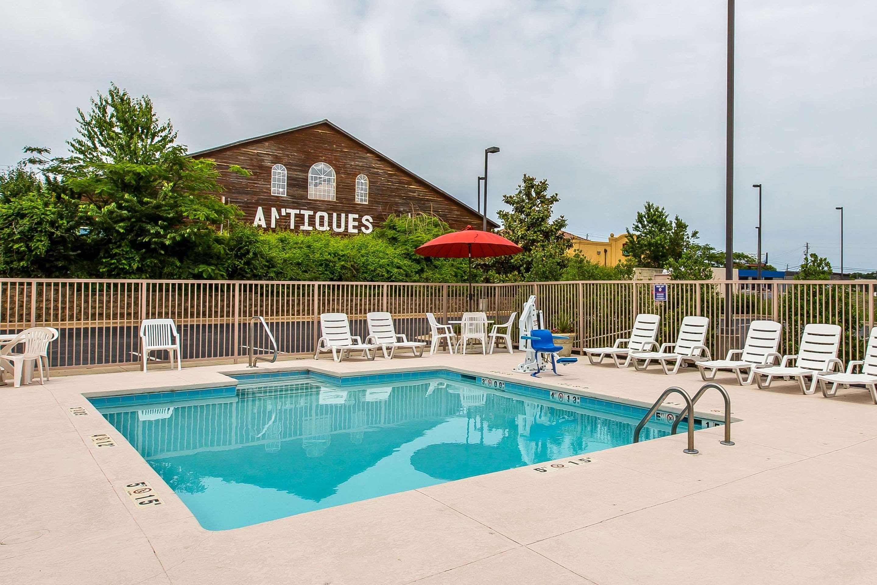 Comfort Suites Oxford I-20 Exit 188 מראה חיצוני תמונה